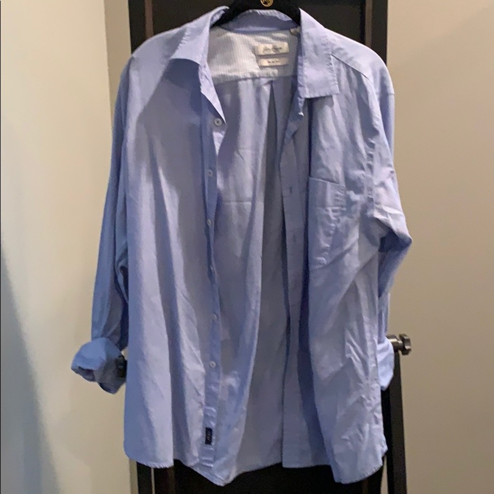 Men’s van Heusen button down